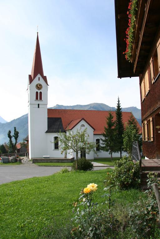 Gasthof Hirschen Sibratsgfäll Dış mekan fotoğraf
