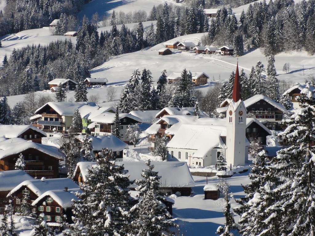 Gasthof Hirschen Sibratsgfäll Dış mekan fotoğraf
