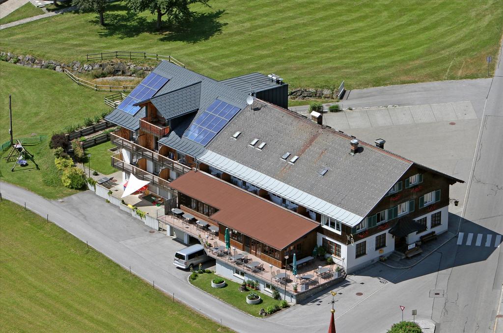 Gasthof Hirschen Sibratsgfäll Dış mekan fotoğraf